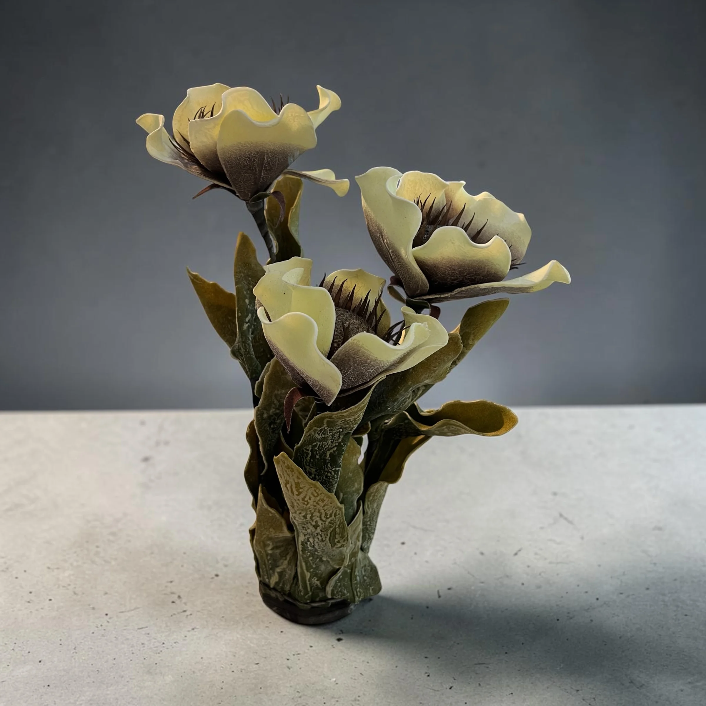 Decorative Flower Arrangement with Small Planters – Elegant Home Décor