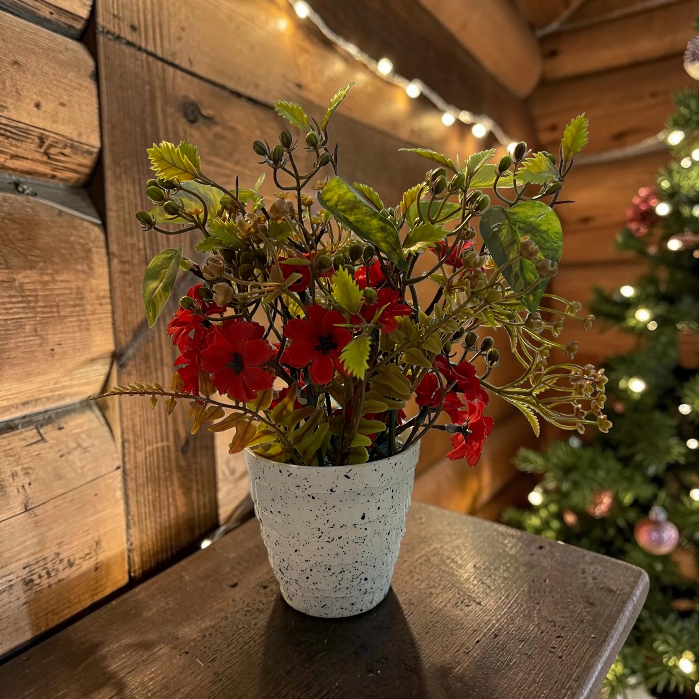 Decorative Flower Arrangement with Small Planters – Elegant Home Décor