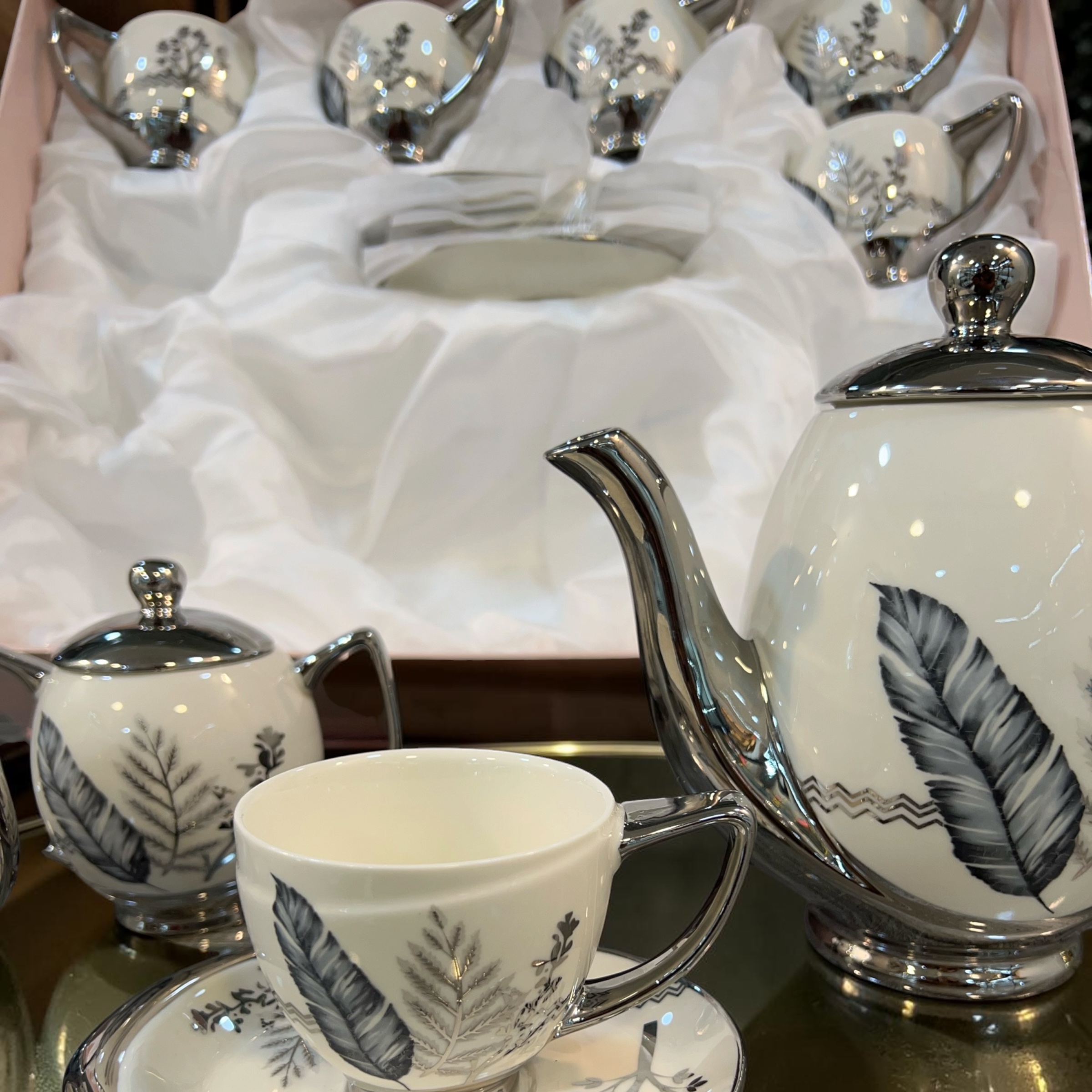 17PCS Tea Set Gift Pack Box - Image 3