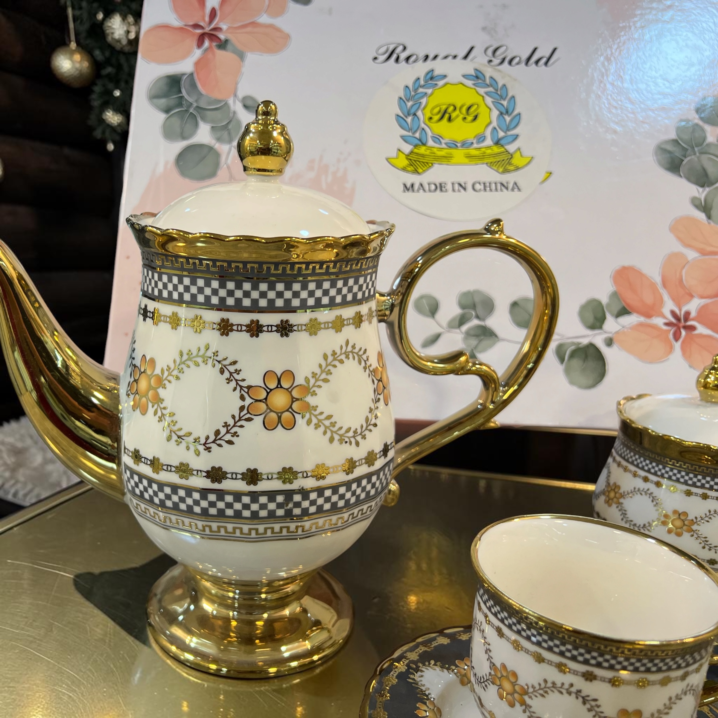 17PCS Tea Set Gift Pack Box - Image 3