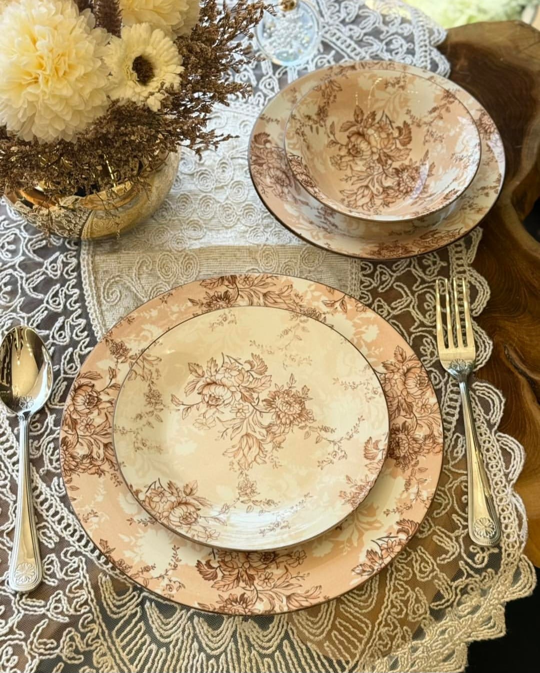 24PCS Ceramic Dinnerware Set - Image 2