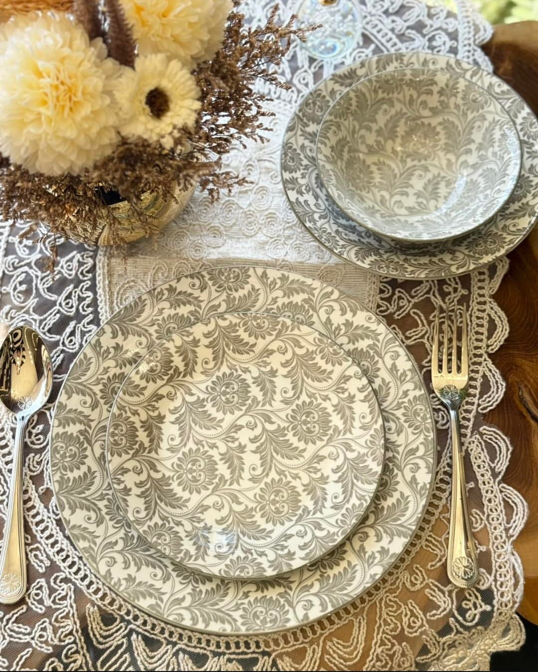 24PCS Ceramic Dinnerware Set - Image 3