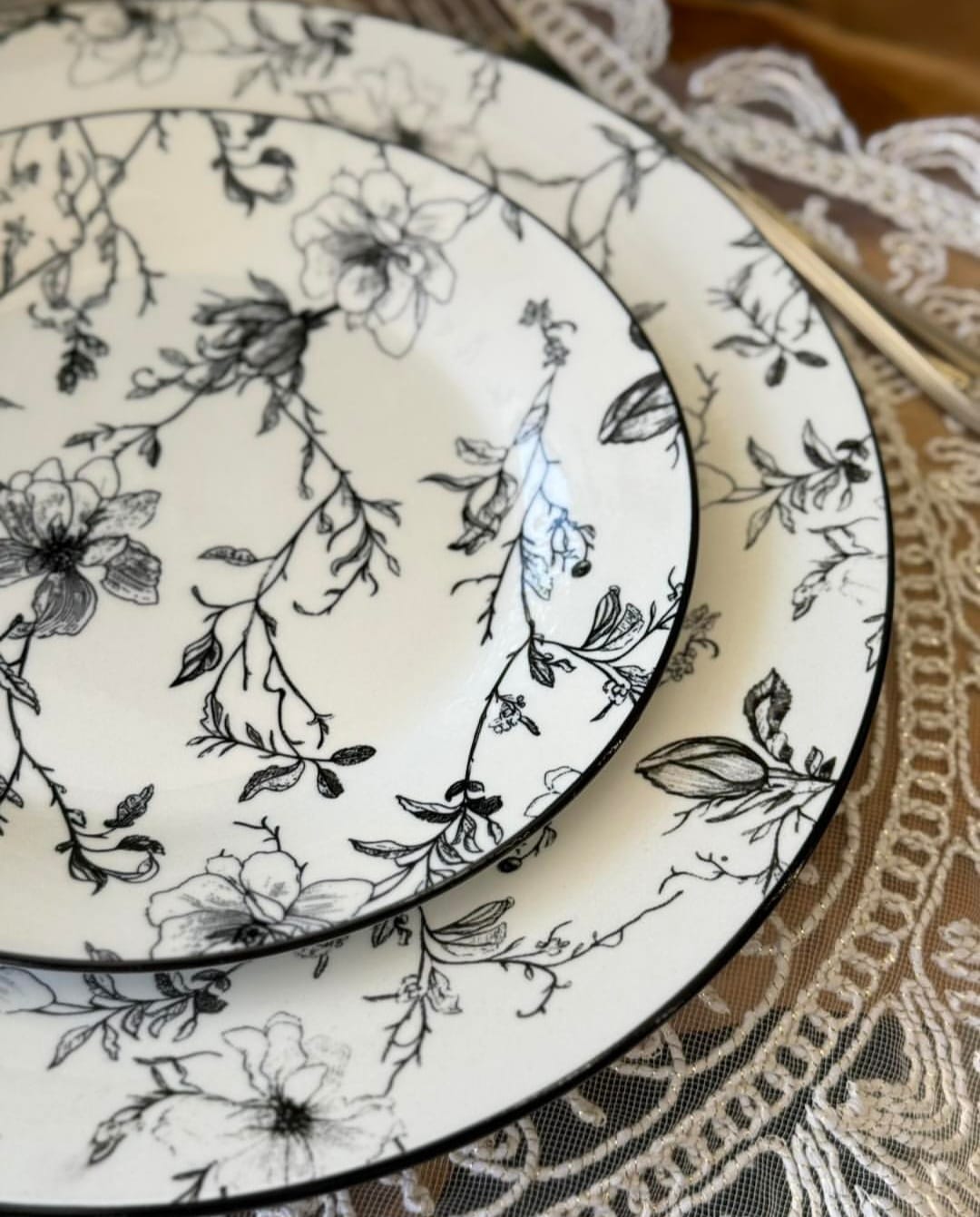 24PCS Ceramic Dinnerware Set - Image 8